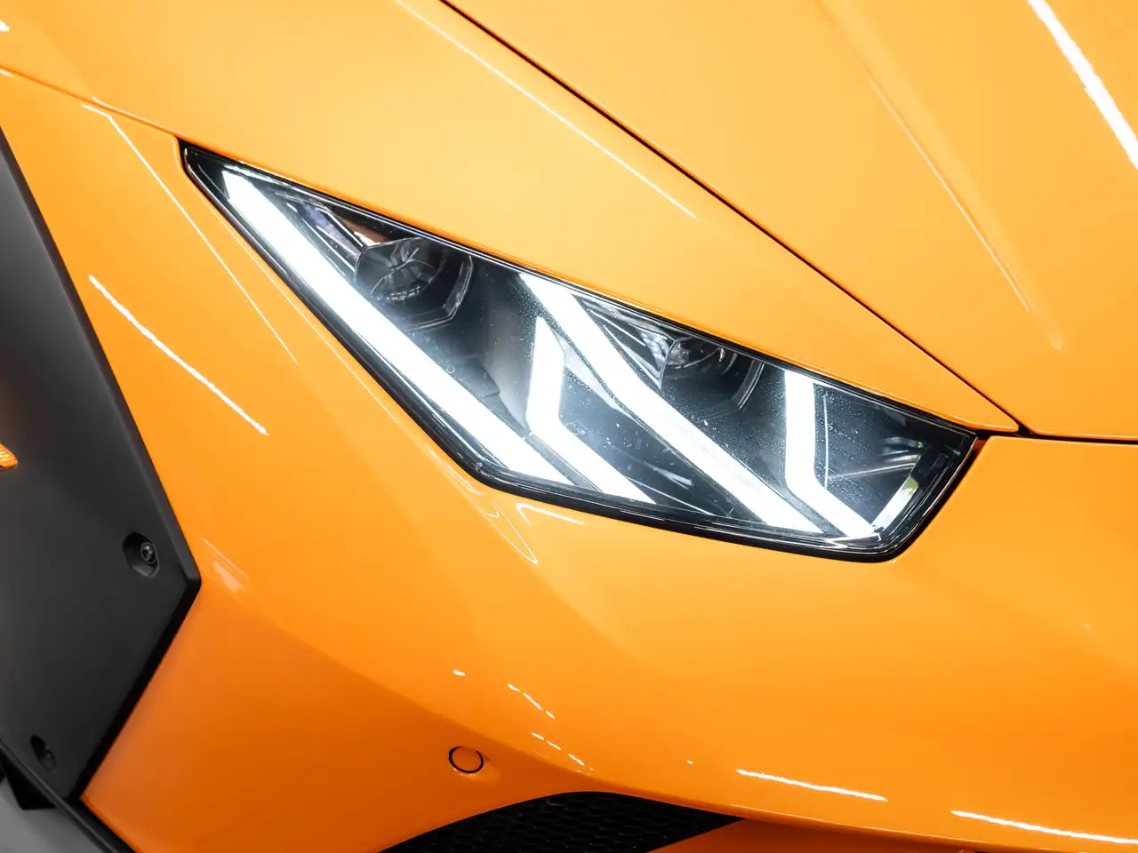 Lamborghini Huracán снимка Lamborghini Huracán