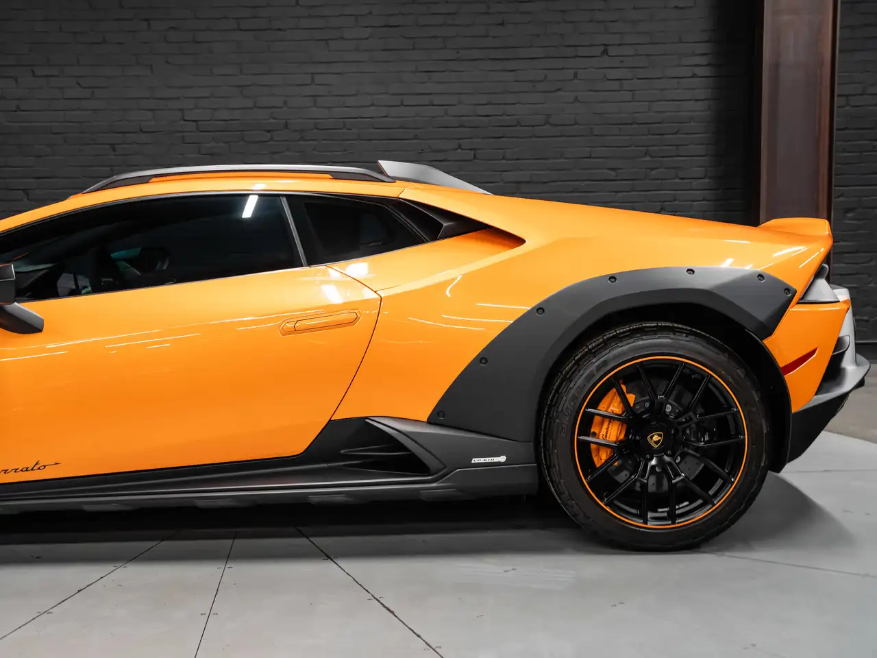 Lamborghini Huracán снимка Lamborghini Huracán