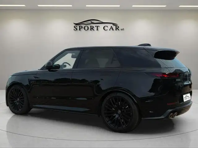 Land Rover Range Rover Sport view 4