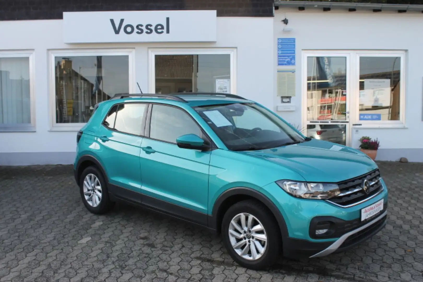 Volkswagen T-Cross 1.0 TSI OPF Life Klima Einparkhilfe Grün - 1