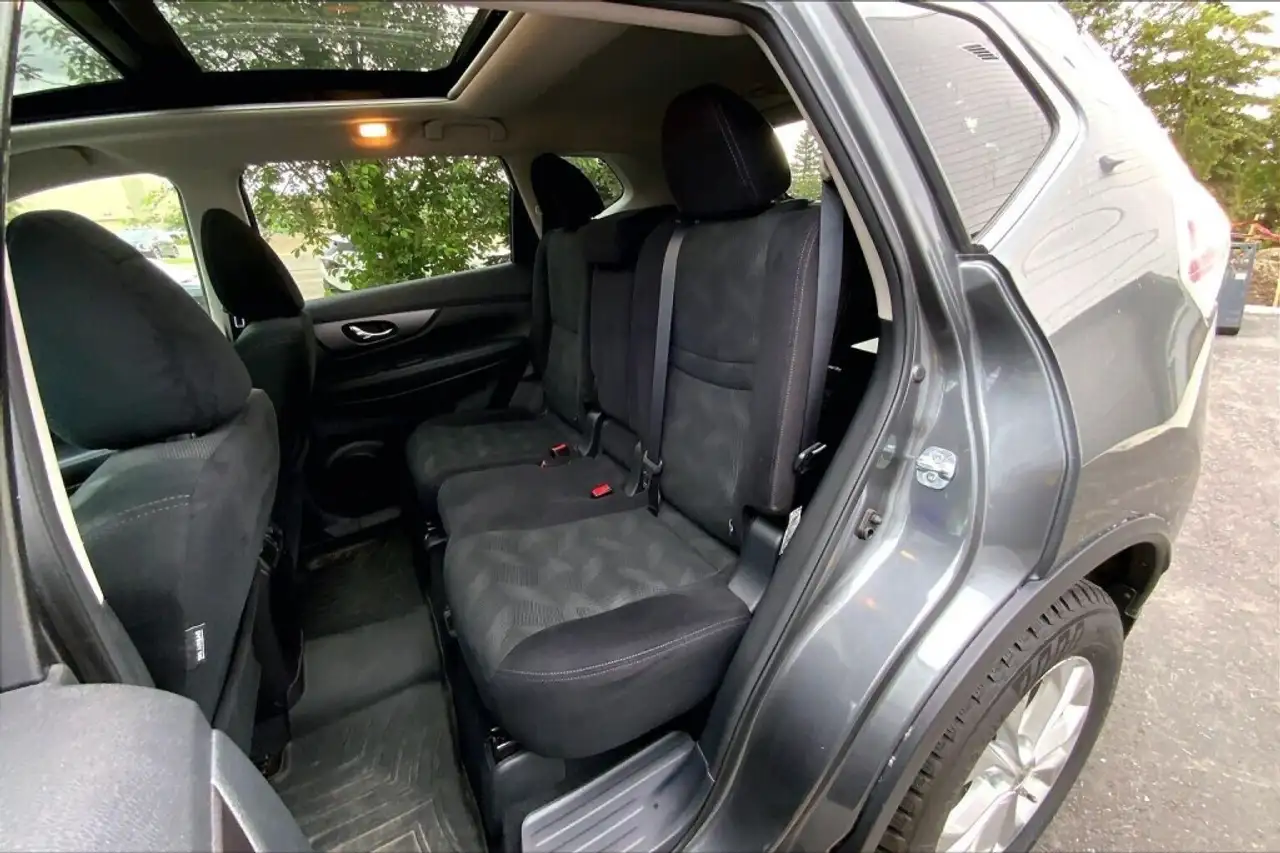 Nissan Rogue снимка Nissan Rogue