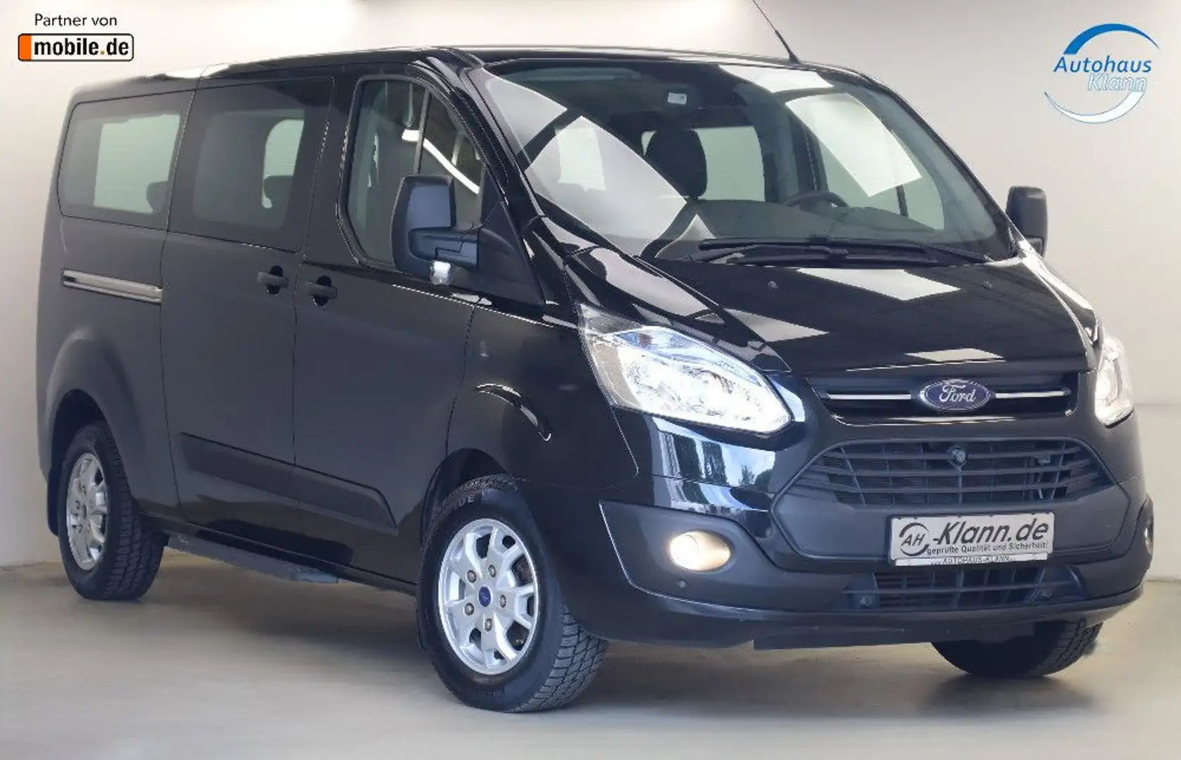 Ford Tourneo Custom L2 2.2TDCi 125PS AHK PDC 9Sitzer Schwarz - 1