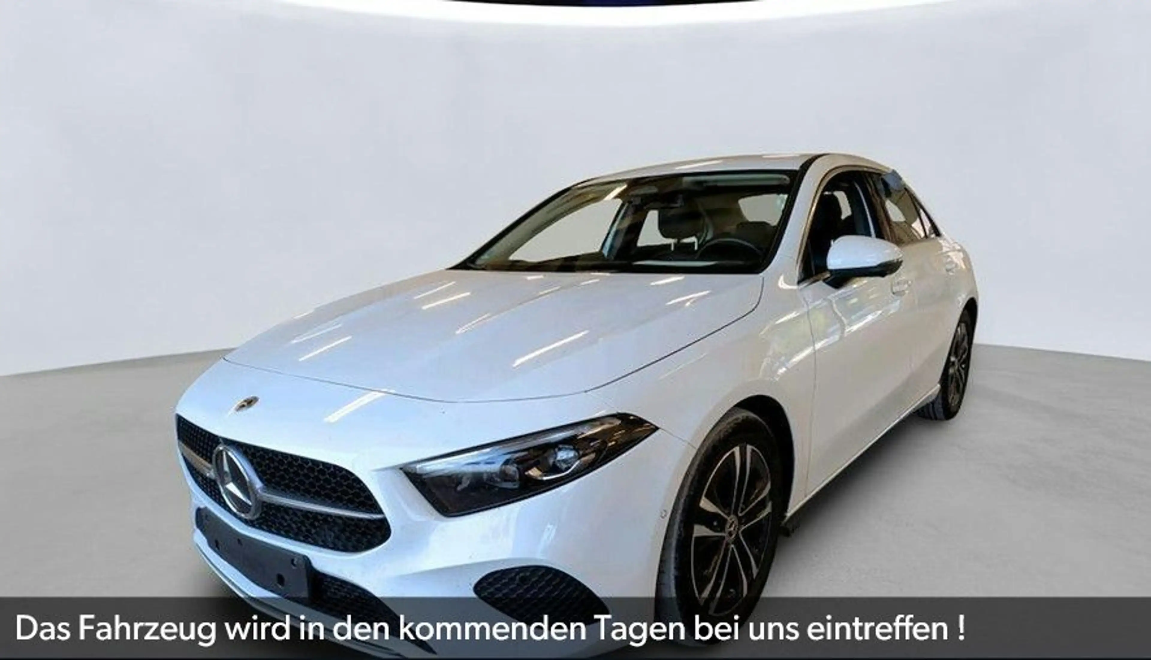 Mercedes-Benz A 180 d DCT LIMOUSINE*360°*DAB*TOTWINK*NAVI*TEMP