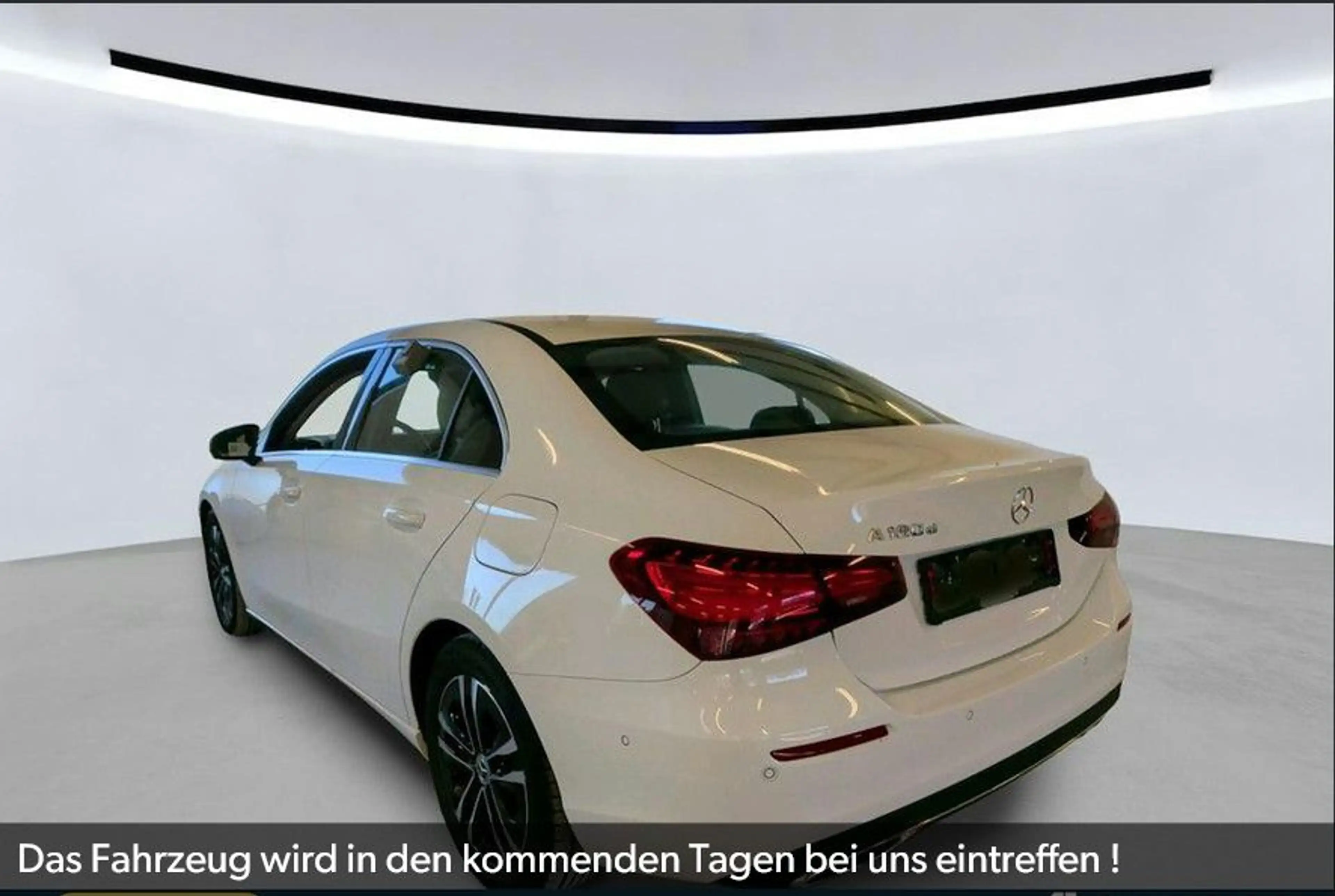 Mercedes-Benz A 180 d DCT LIMOUSINE*360°*DAB*TOTWINK*NAVI*TEMP — photo 2
