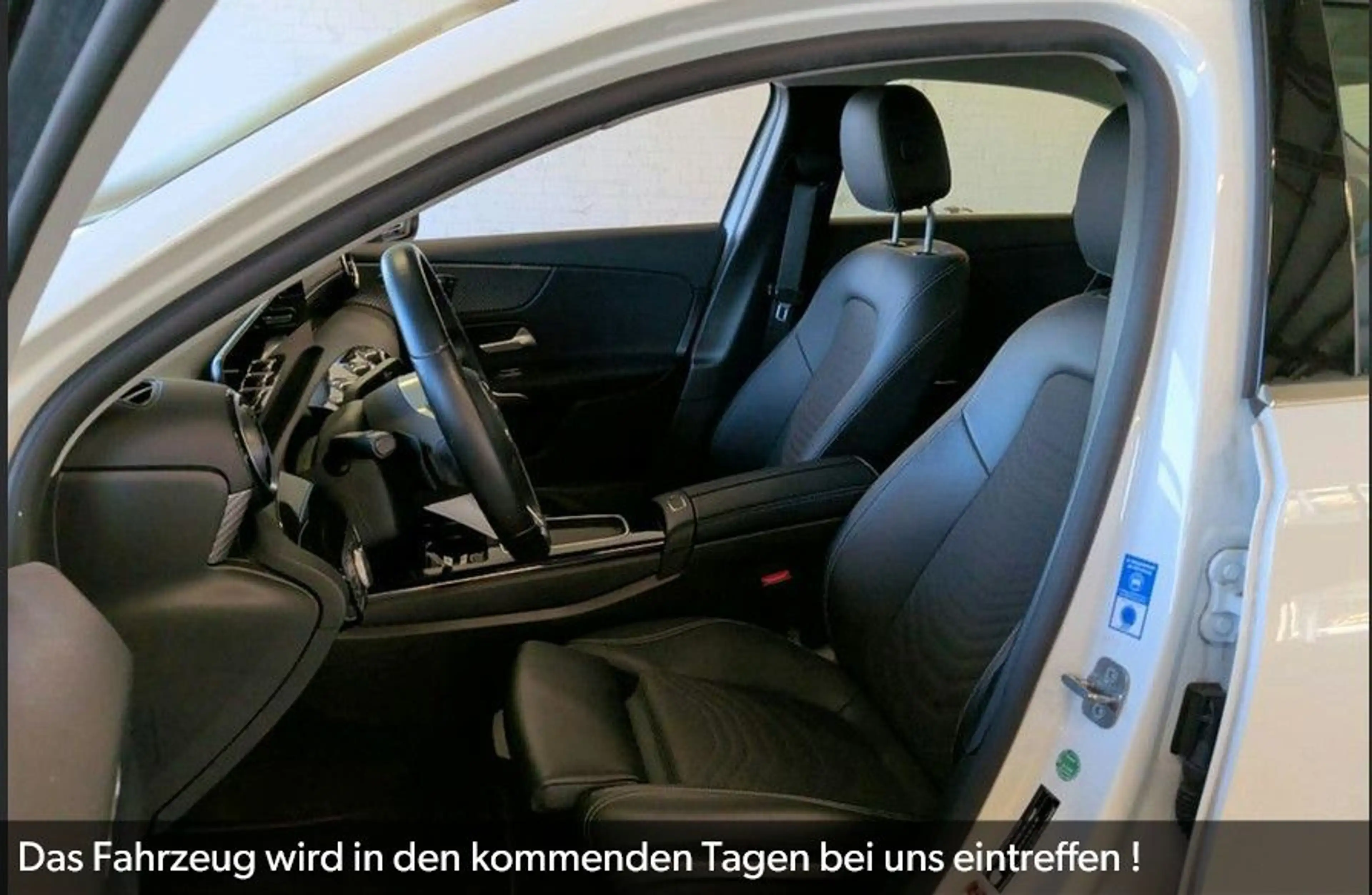 Mercedes-Benz A 180 d DCT LIMOUSINE*360°*DAB*TOTWINK*NAVI*TEMP — photo 3