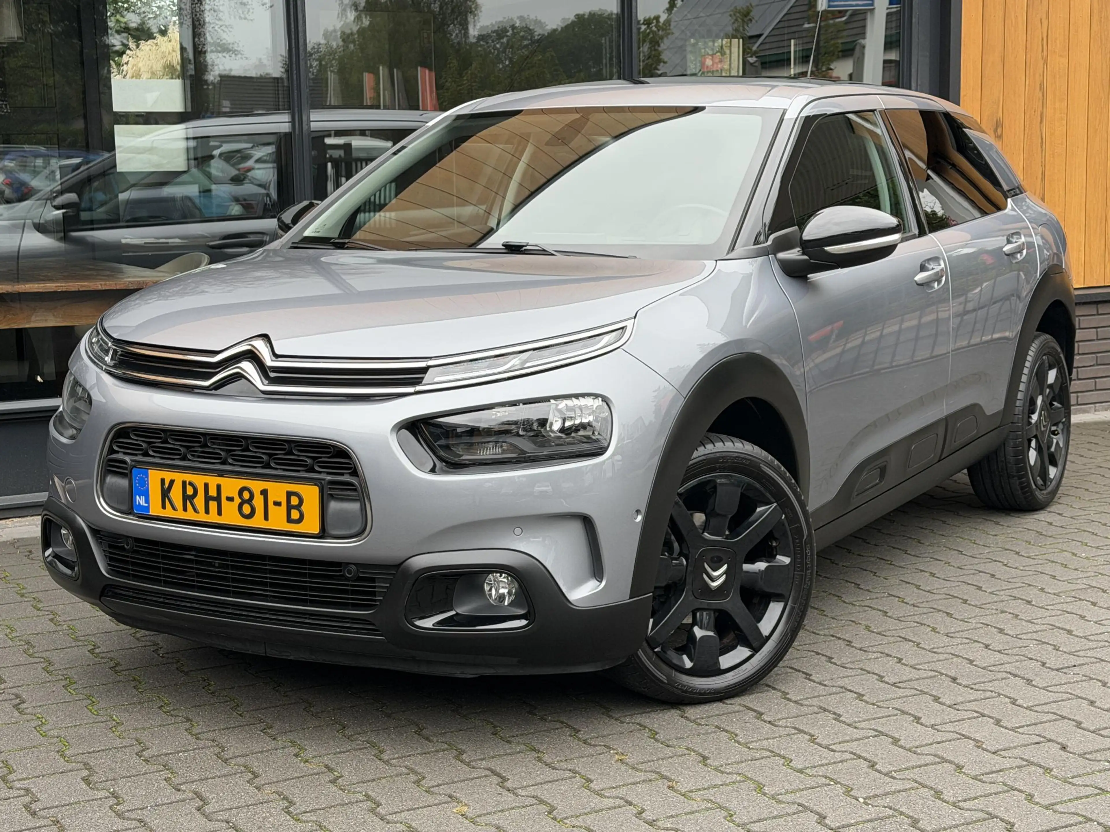 Citroen C4 Cactus 1.2 PureTech Shine Camera, Panoramadak, Garantie — photo 2