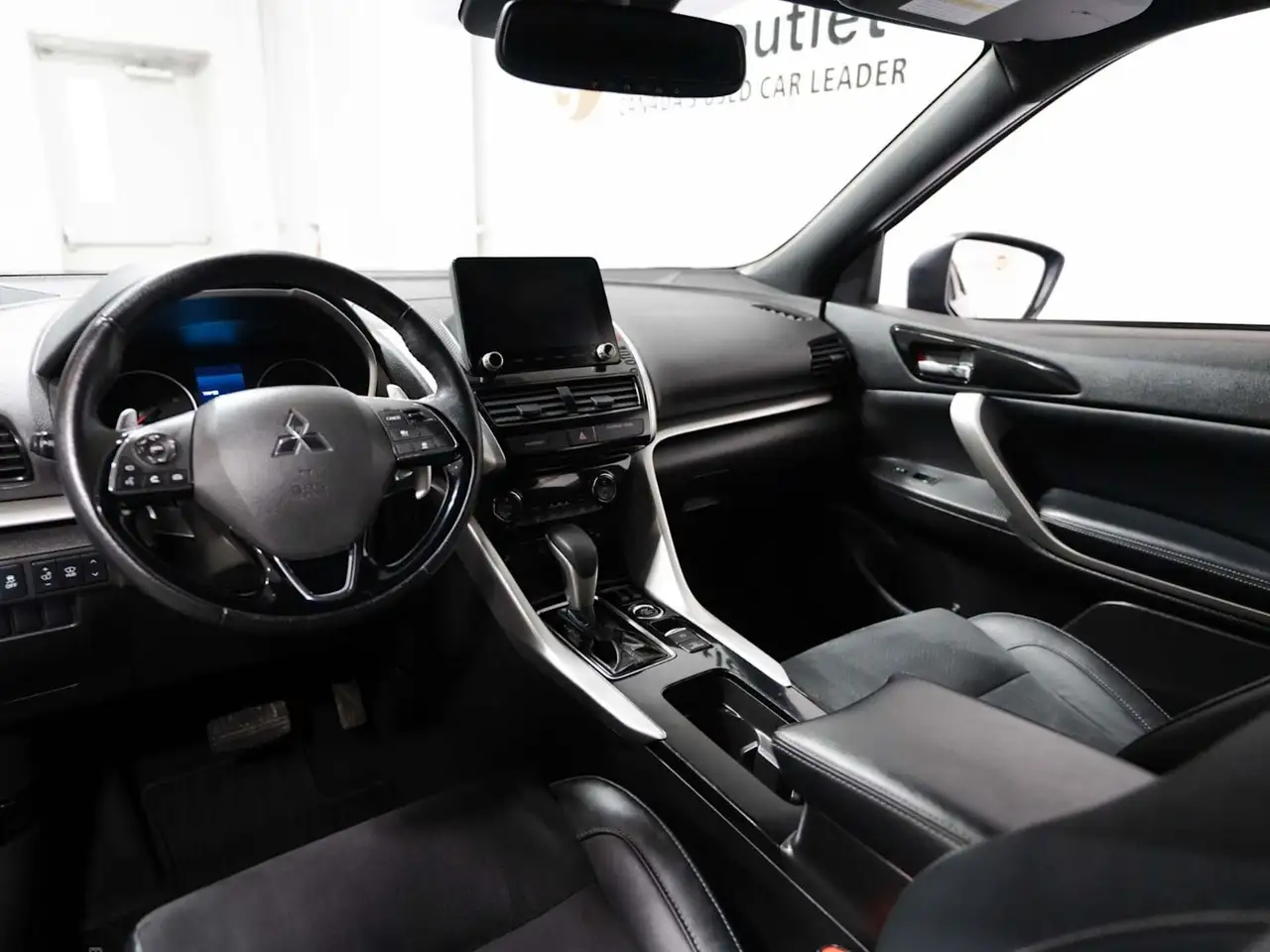 Mitsubishi Eclipse Cross снимка Mitsubishi Eclipse Cross