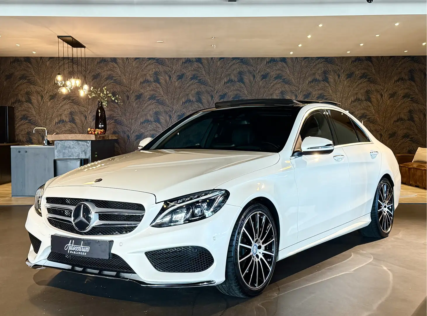 Mercedes-Benz C 400 V6 333PK AMG 4-MATIC I Pano I Burmester Blanc - 1