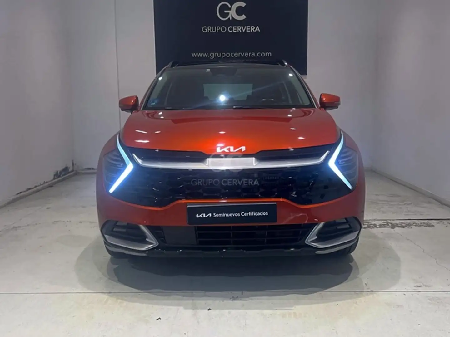 Kia Sportage 1.6 T-GDi PHEV Tech 4x4 265 Naranja - 2