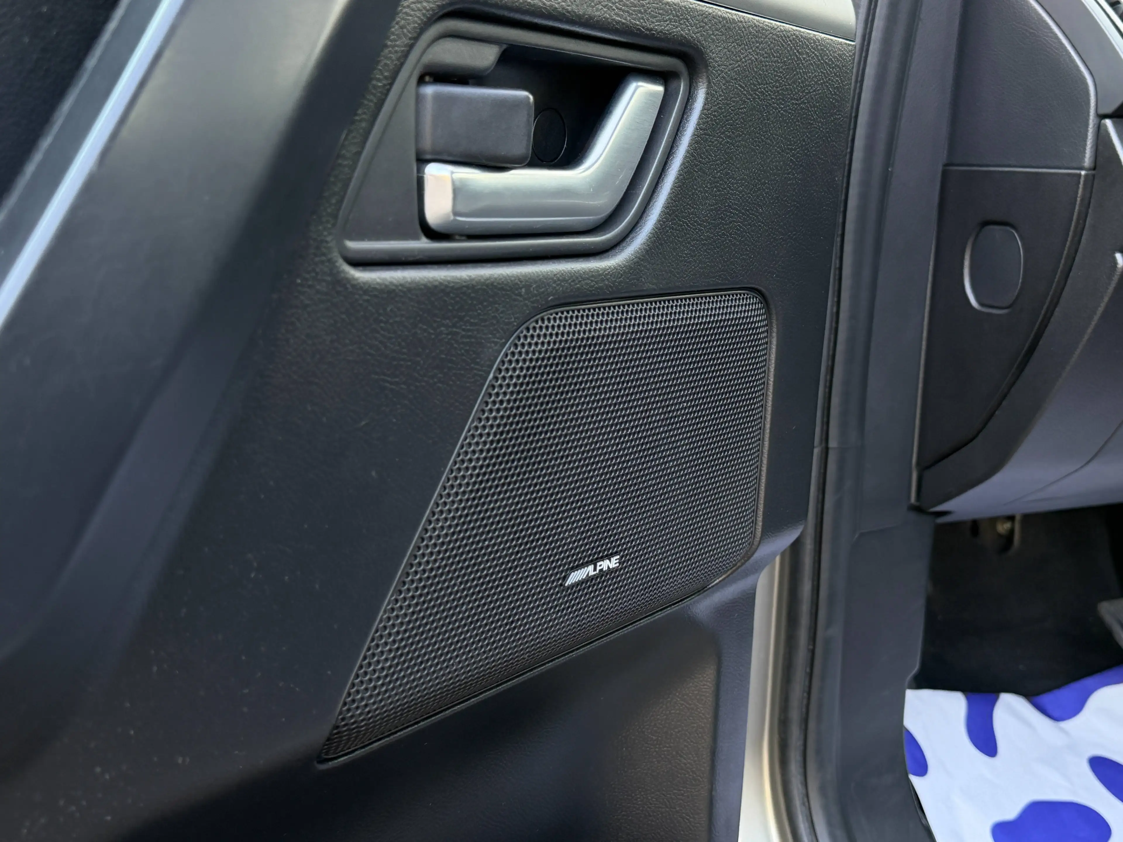 Land Rover Freelander 2.2 Td4 S/BOiTE AUTO/GPS/4X4/BLUETOOTH/CUIR/JANTES/GARANTIE 12 MOIS// — photo 12