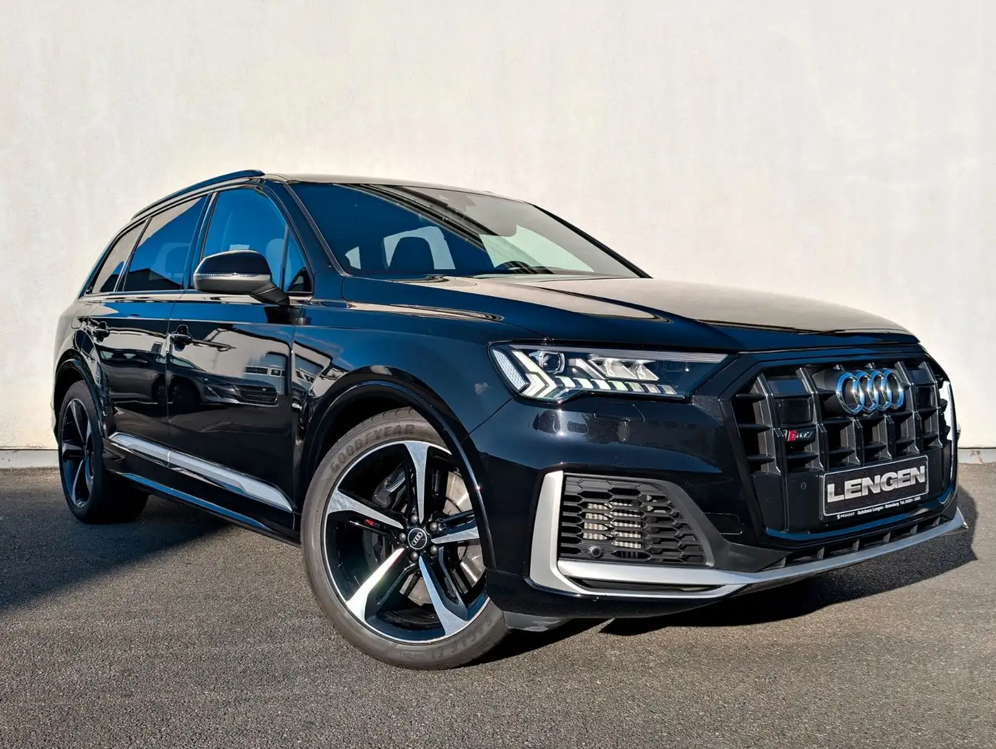 Audi SQ7 4.0 TFSI quattro Schwarz - 1