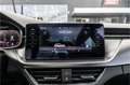 Skoda Kamiq 1.0 TSI Monte Carlo | Pano | Trekhaak | Keyless | Gris - thumbnail 27