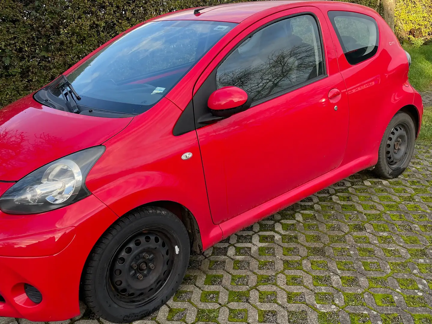Toyota Aygo Aygo Cool Red - 2