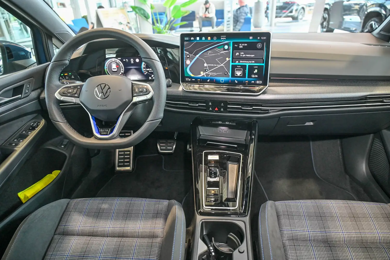 Volkswagen Golf GTE 1,5 l eHybrid OPF 130 kW (177 PS) / 85 kW (116 ... Bleu - 2