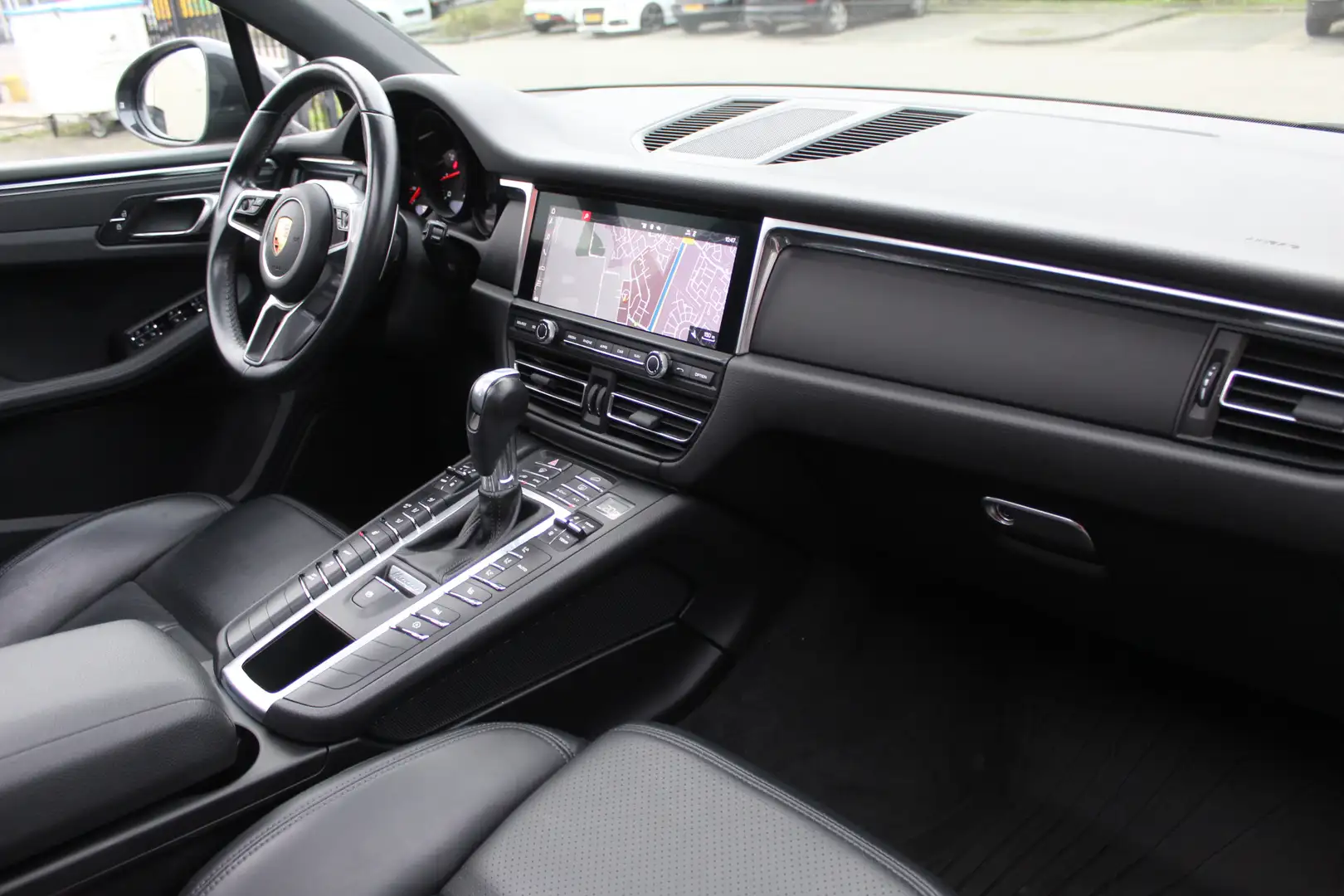Porsche Macan 2.0 Panoramadak/Adaptive cruise control/Lederen be Grijs - 2