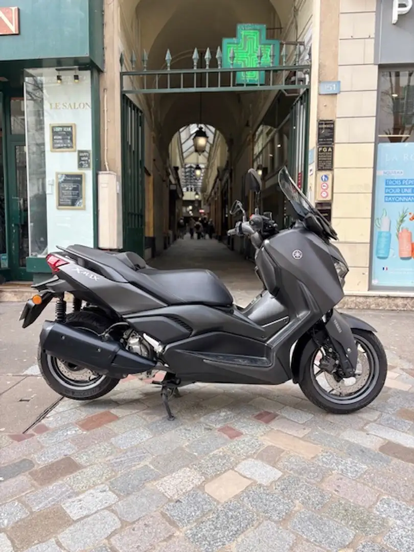 Yamaha X-Max 300 Gris - 1