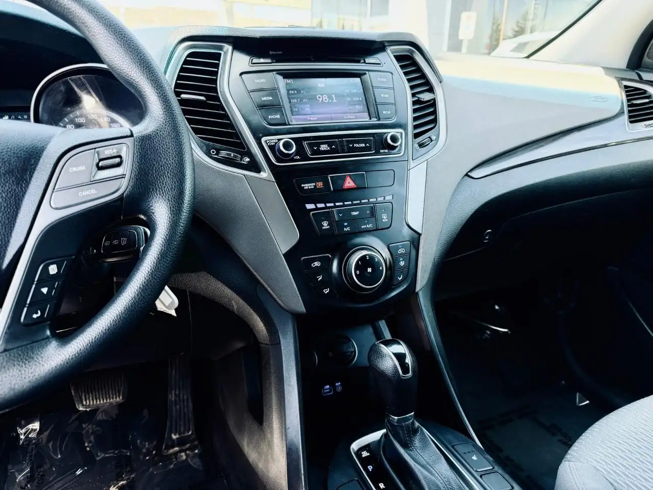 Hyundai SANTA FE снимка Hyundai SANTA FE