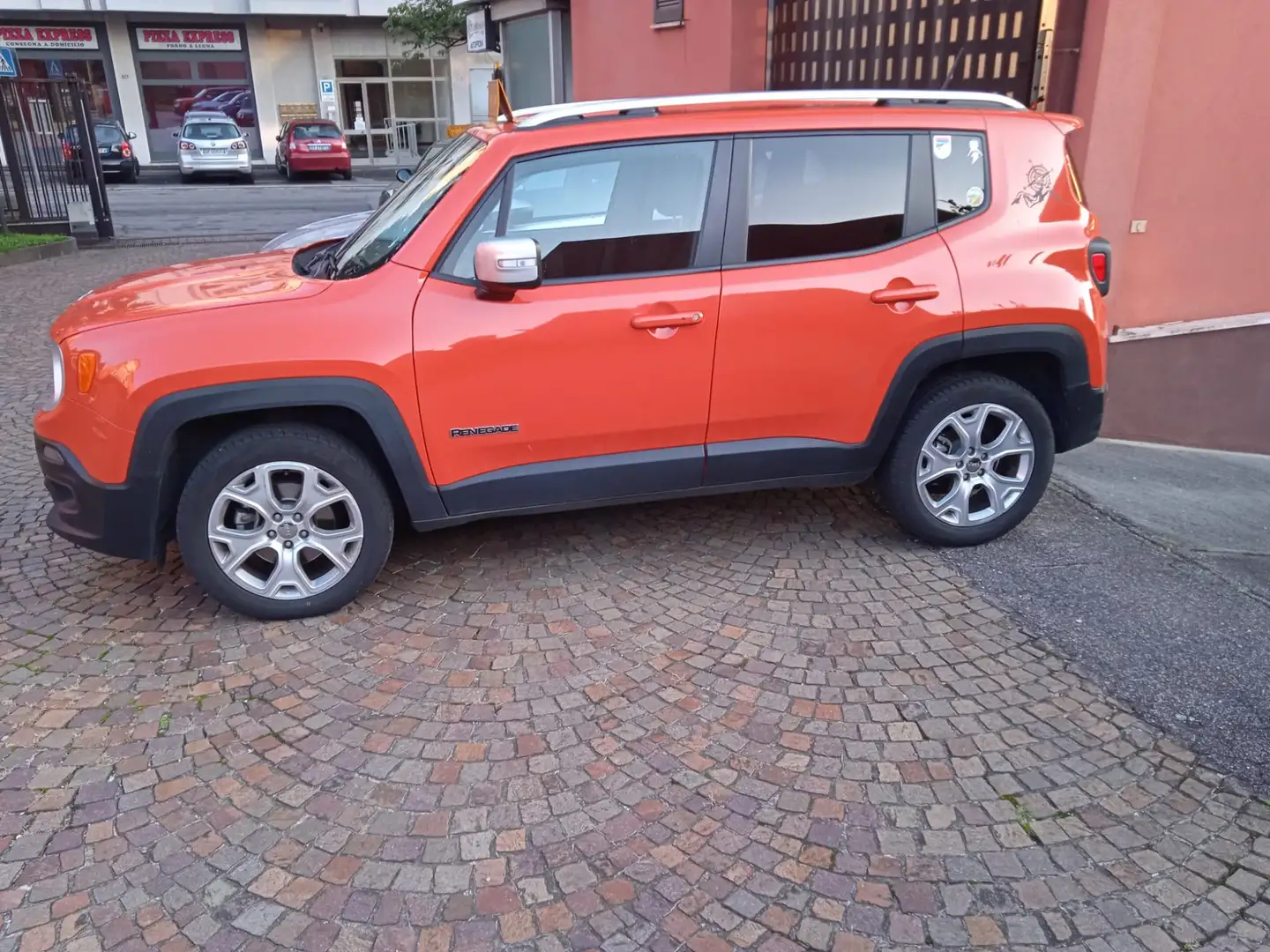 Jeep Renegade Renegade 2.0 mjt Limited 4wd 140cv auto '16 Arancione - 1