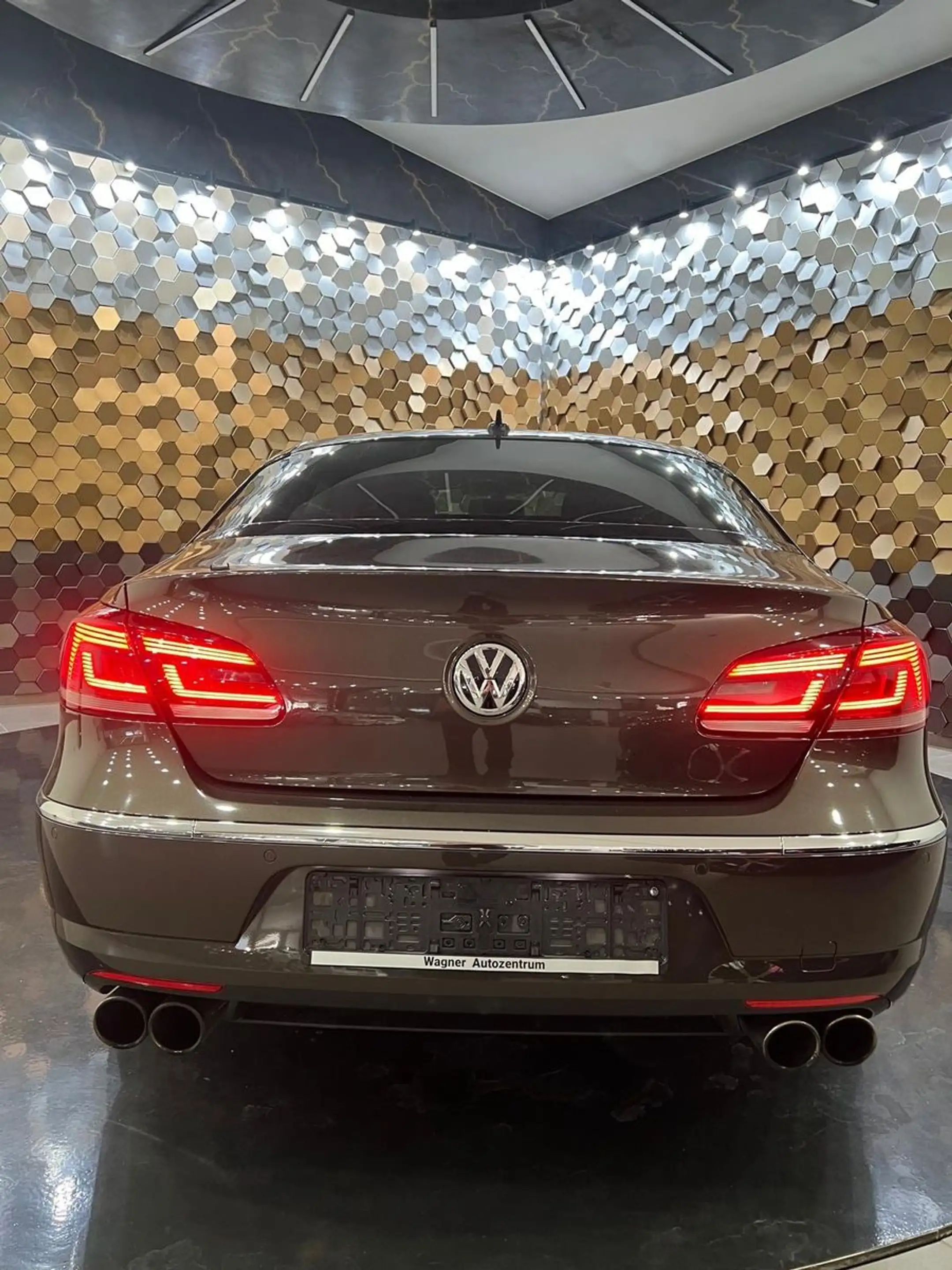 Volkswagen CC 1.8 TFSI /Xenon/Navi/FOX/ — photo 7
