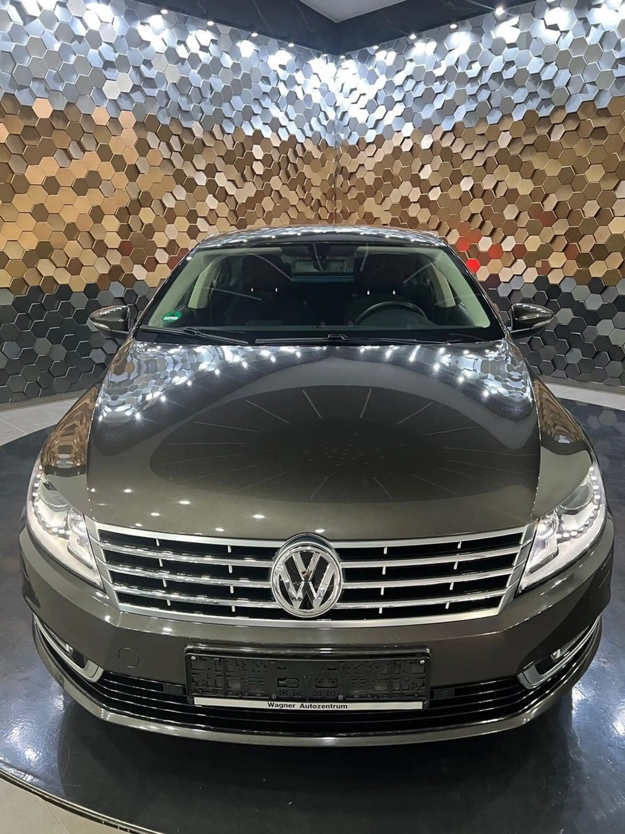 Volkswagen CC 1.8 TFSI /Xenon/Navi/FOX/ — photo 6
