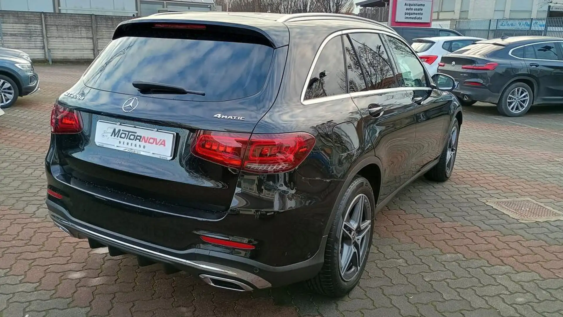 Mercedes-Benz GLC 220 GLC 220 d Premium 4matic auto IVA ESPOSTA Nero - 2