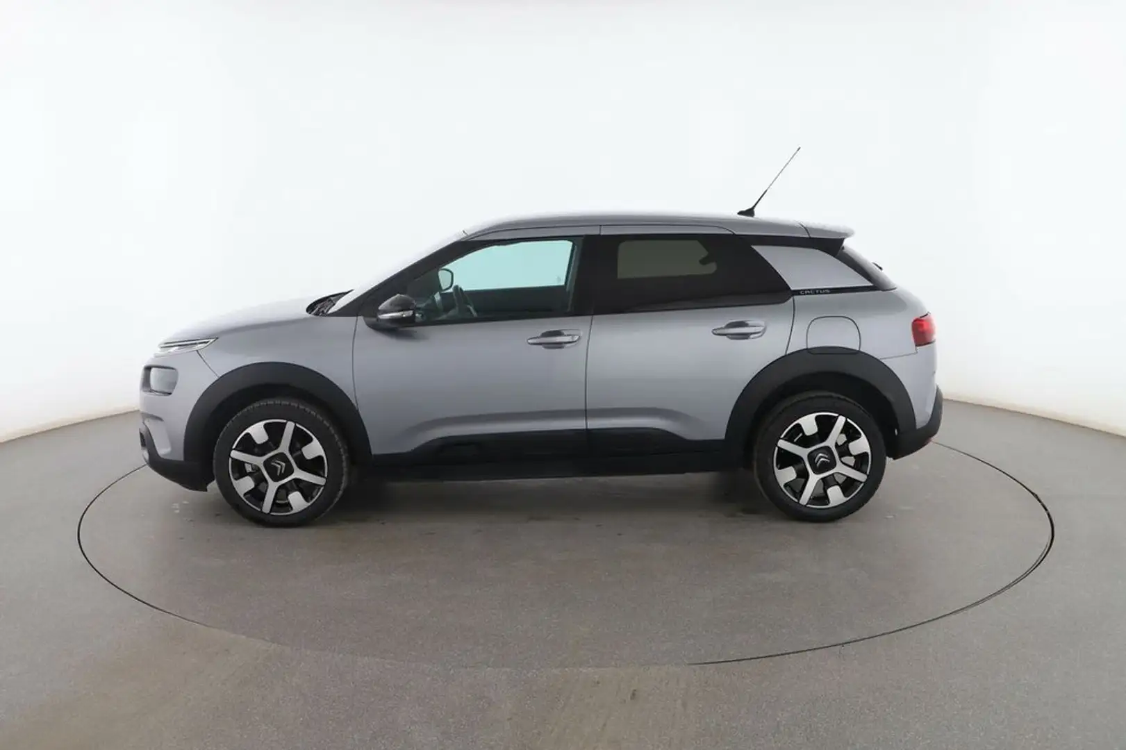 Citroen C4 Cactus 1.2 PureTech Shine Gris - 2