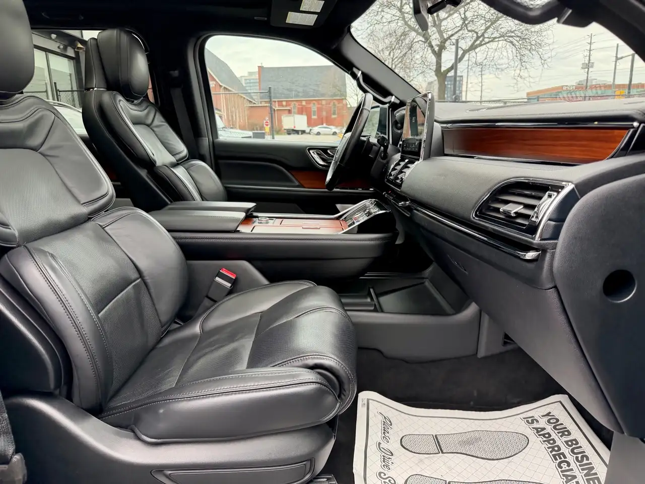Lincoln Navigator снимка Lincoln Navigator