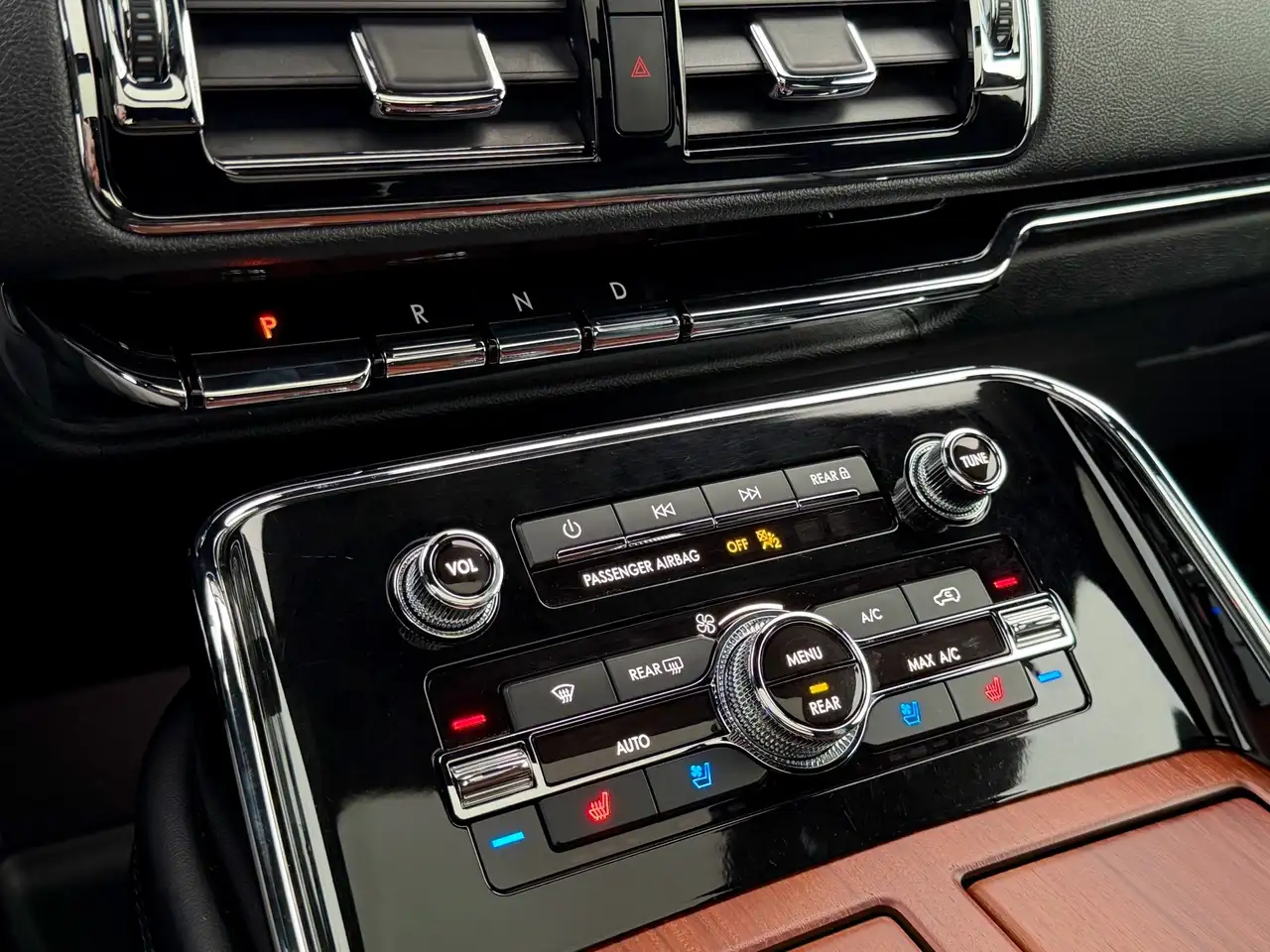 Lincoln Navigator снимка Lincoln Navigator