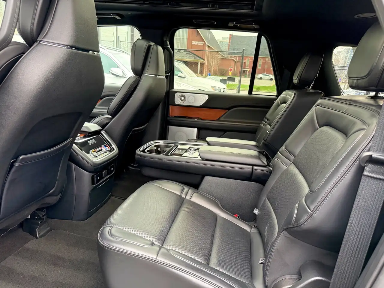 Lincoln Navigator снимка Lincoln Navigator