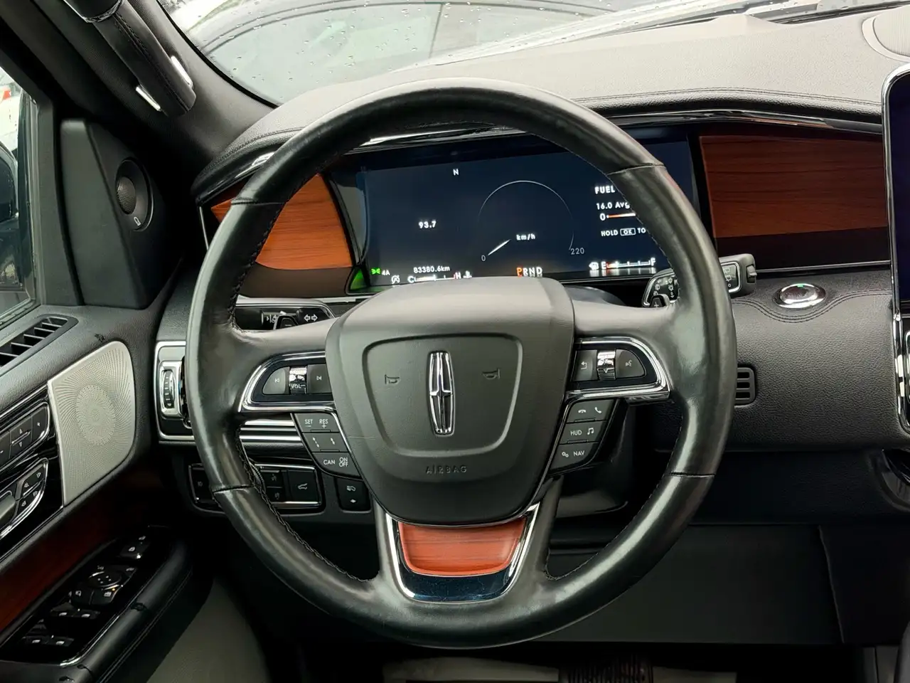 Lincoln Navigator снимка Lincoln Navigator