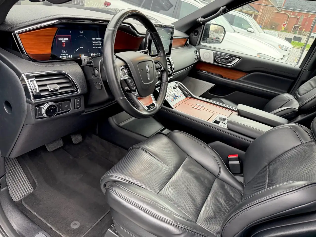 Lincoln Navigator снимка Lincoln Navigator