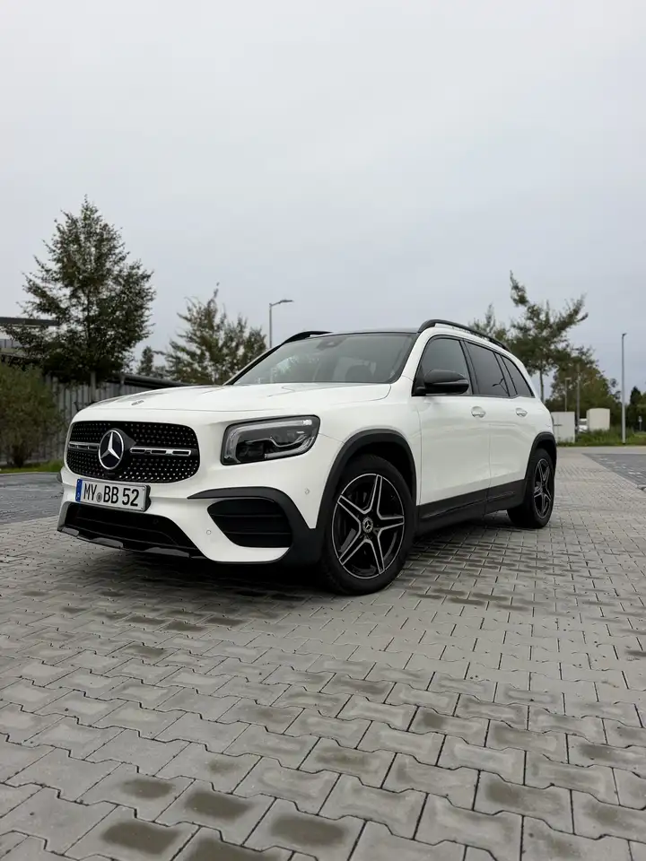 Mercedes-Benz GLB 200