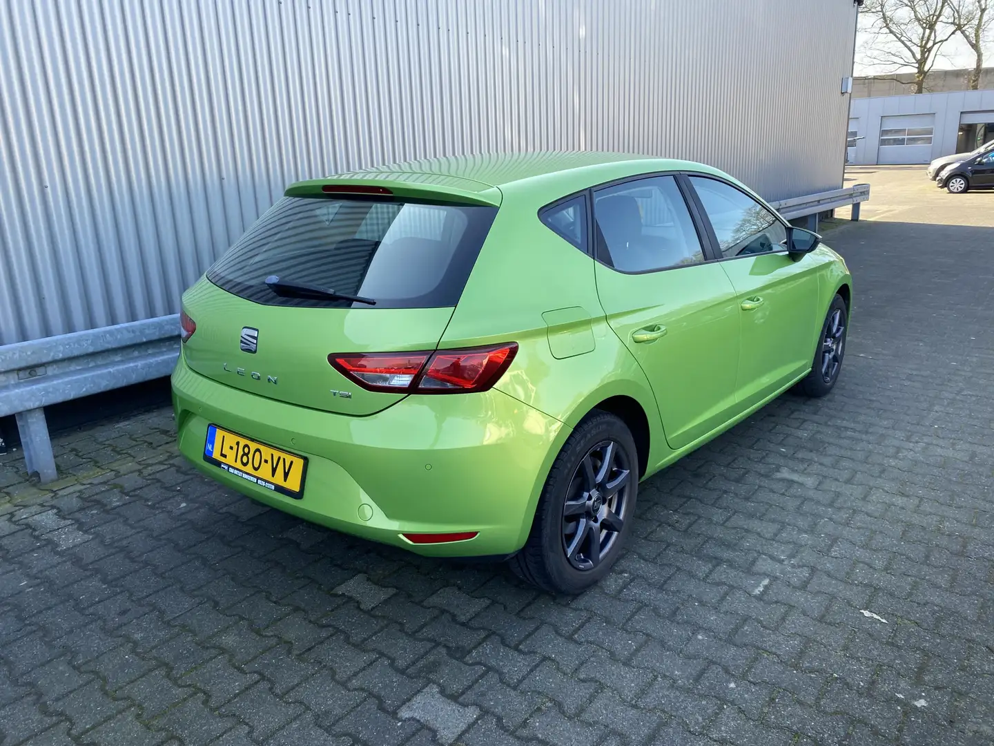 SEAT Leon ST 1.2 TSI Reference 99Dkm. 5-drs, A/C, Stoelvw, A Zelená - 2