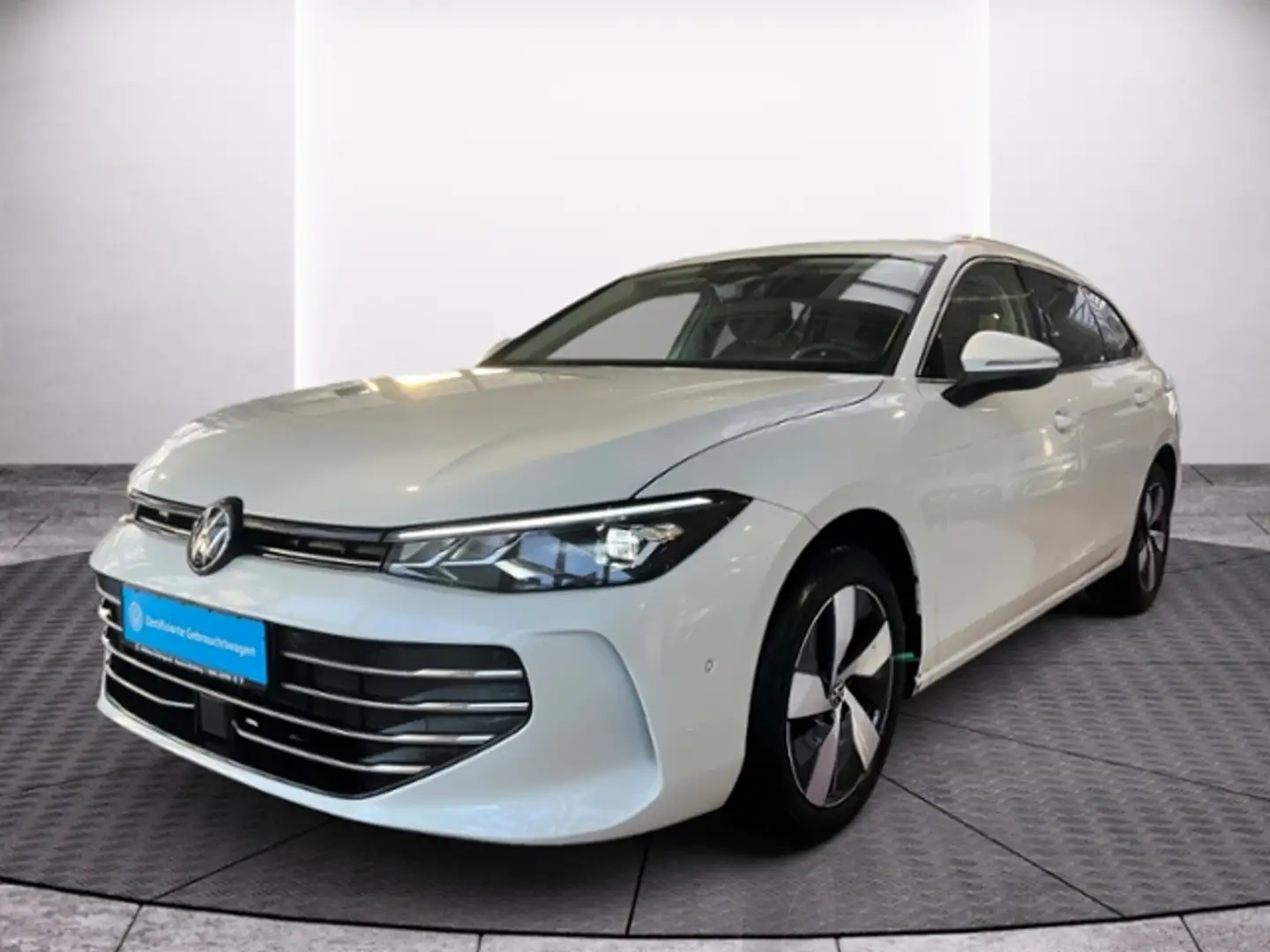 Volkswagen Passat 1.5 eTSI DSG BUSINESS GJR AREA NAVI AHK Weiß - 2