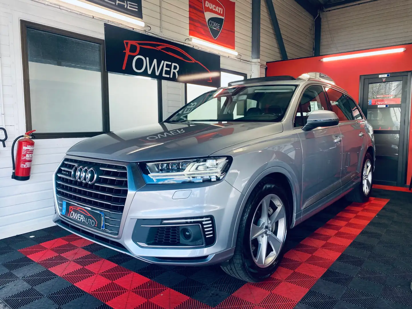 Audi Q7 E-TRON 3.0 V6 174599KMS Gris - 1