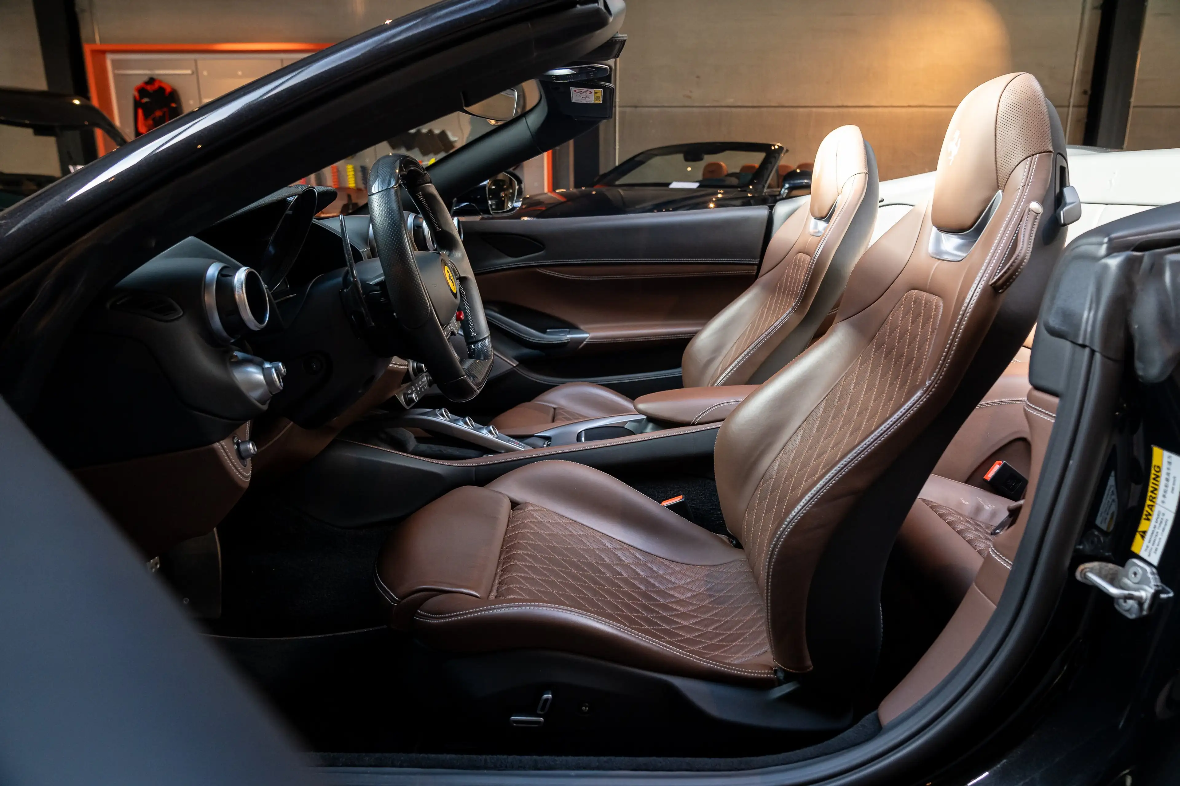 Ferrari Portofino 3.9 Turbo - Special Equipment - Ventilated seats — photo 13