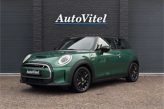 MINI Cooper SE Classic 33 kWh | Sportleder | Stoelverwarming | Ca