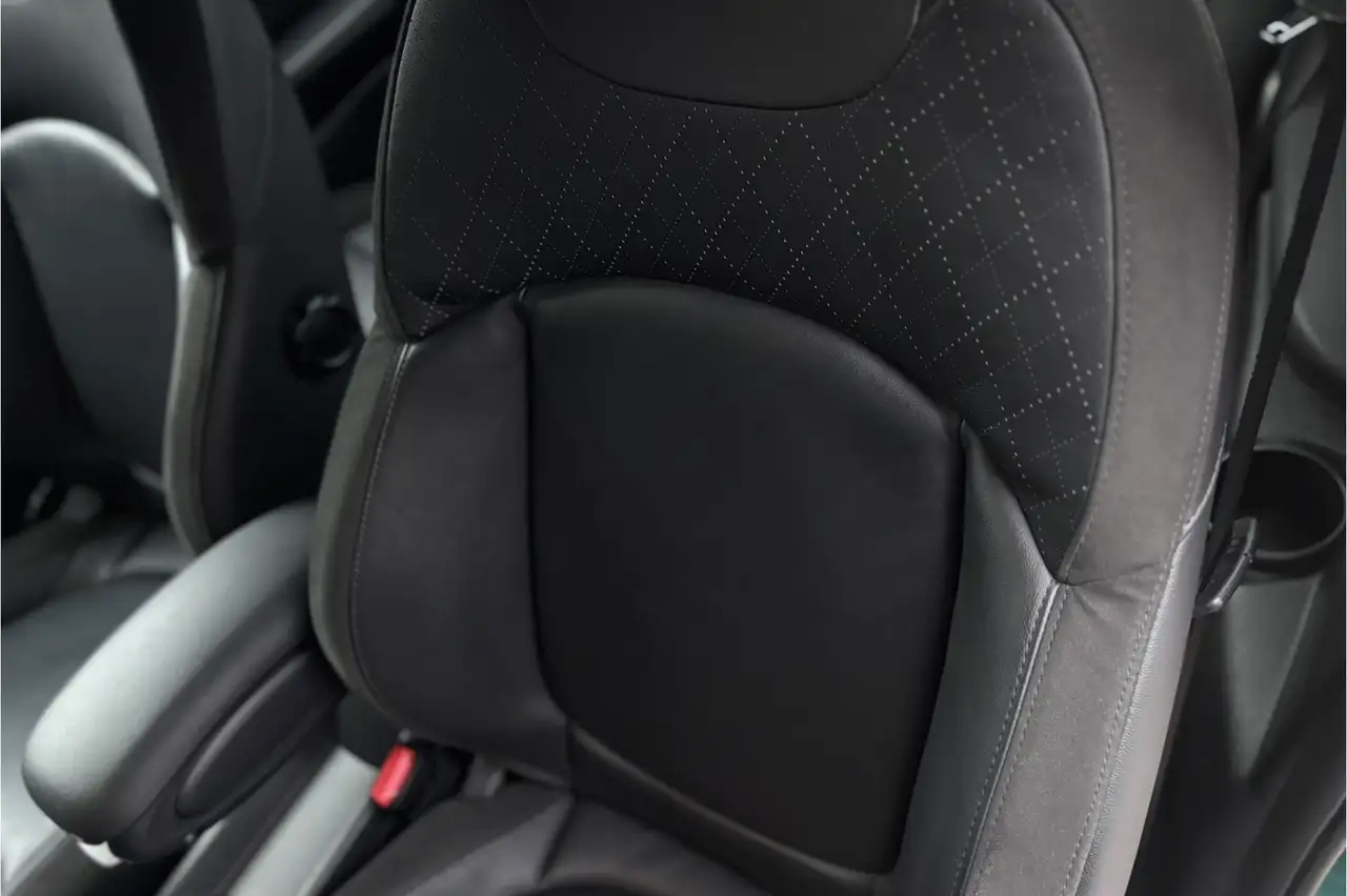 MINI Cooper SE Classic 33 kWh | Sportleder | Stoelverwarming | Ca 8