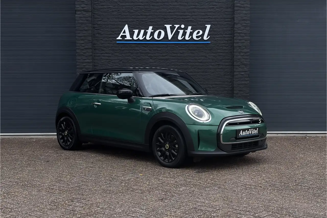 MINI Cooper SE Classic 33 kWh | Sportleder | Stoelverwarming | Ca 12