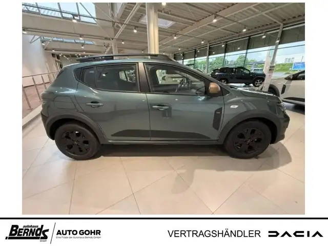 Dacia Sandero view 7