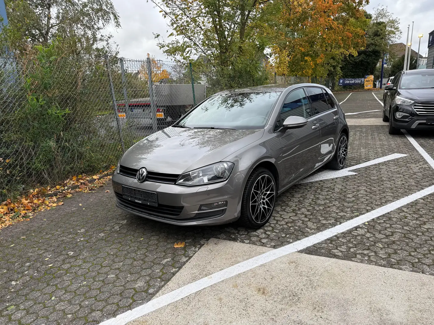 Volkswagen Golf Comfortline BMT EURO 6 KLIMAAUTOMATIK Gris - 1