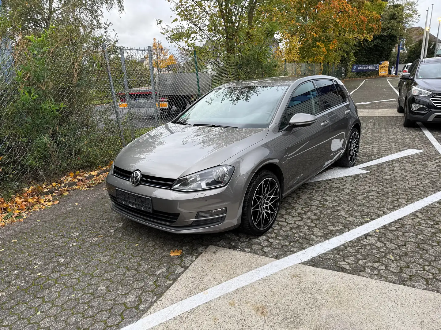 Volkswagen Golf Comfortline BMT EURO 6 KLIMAAUTOMATIK Gris - 2