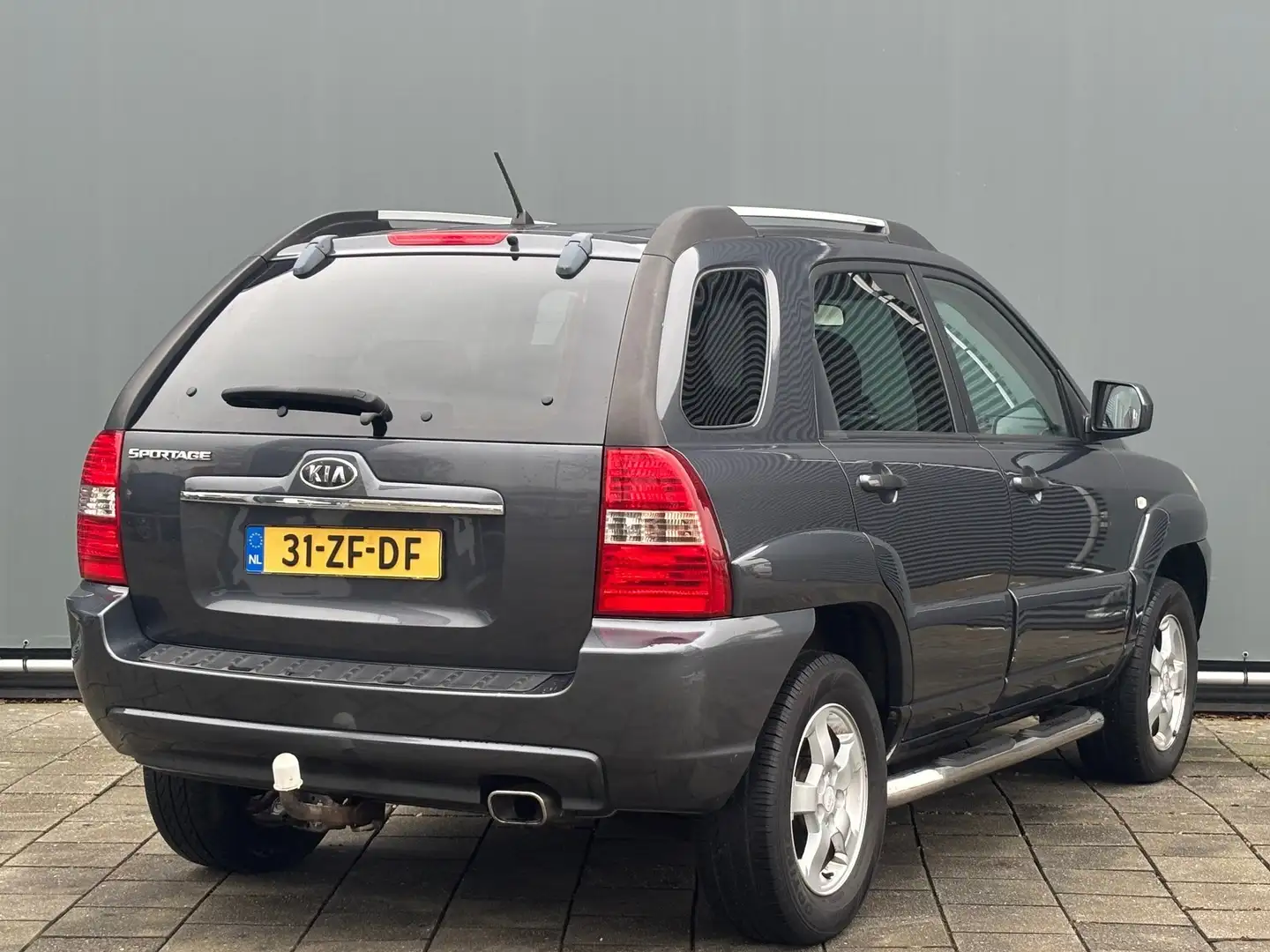 Kia Sportage BWJ 2008 | 2.0 CVVT 142PK Comfort | TREKHAAK | CRU Gri - 2