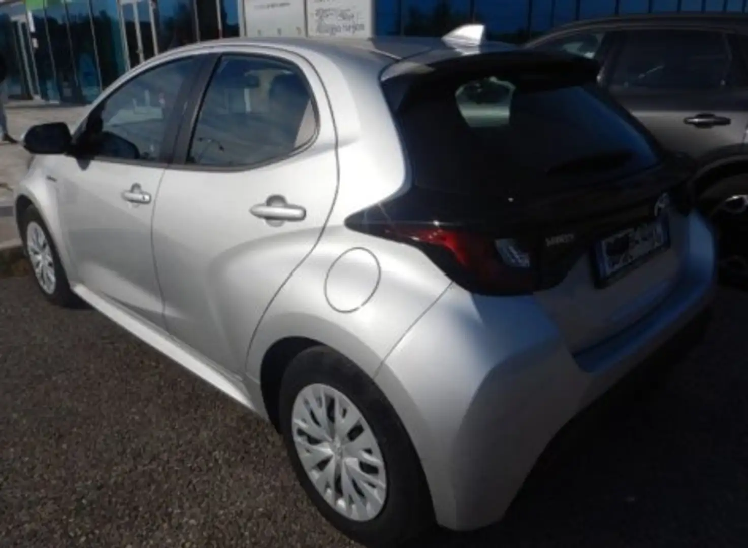 Toyota Yaris IV 2020 1.5h active Argento - 2