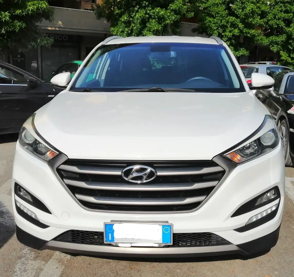 Hyundai TUCSON Tucson II 2015 1.7 crdi Comfort 2wd 115cv Bianco - 1