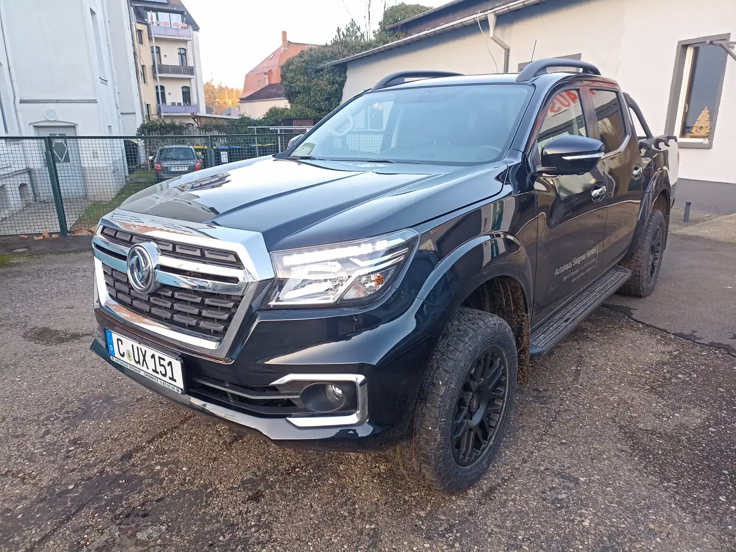Forthing Rich 6 inkl. AHZV Schwarz - 1