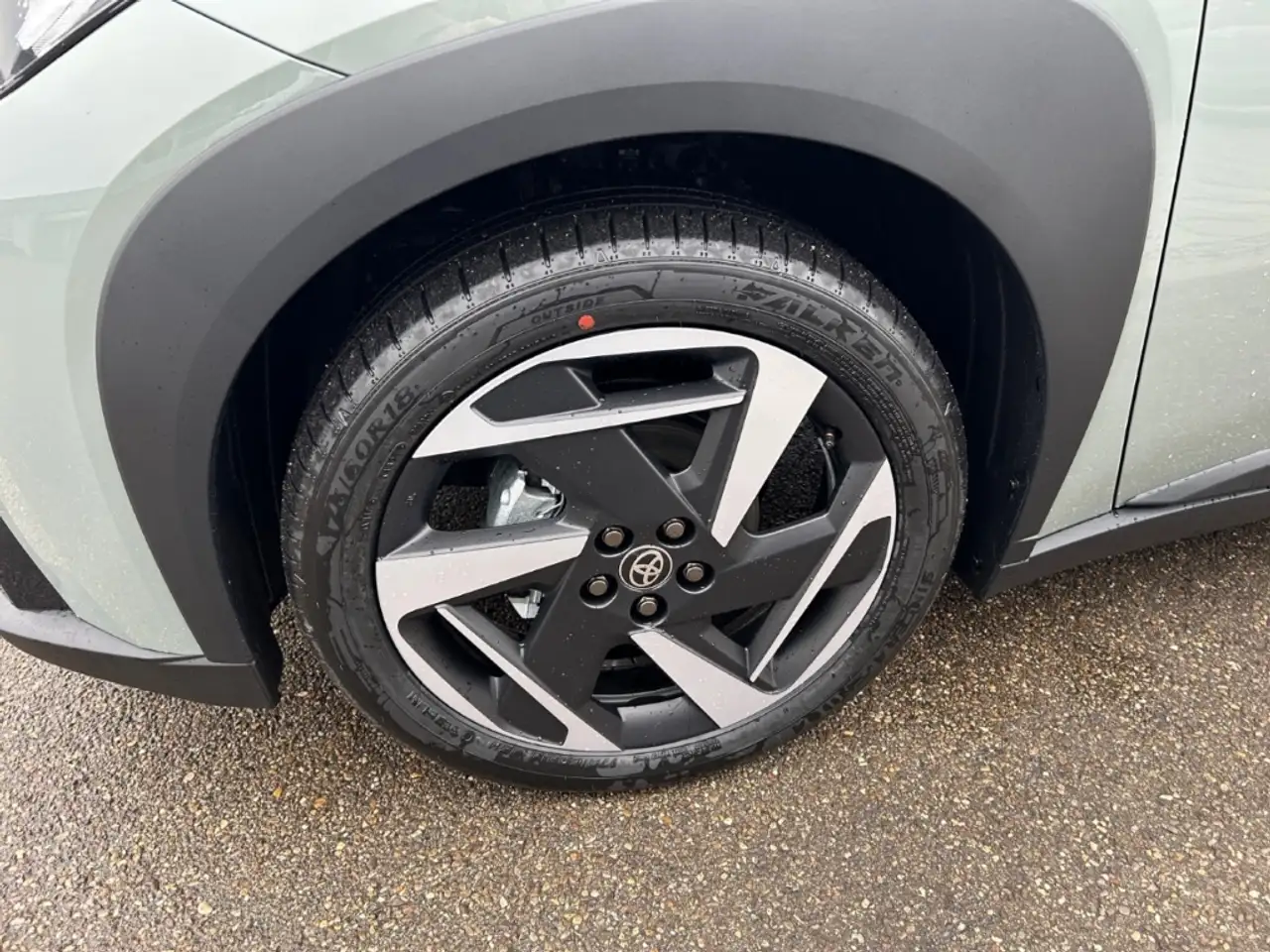 Toyota Aygo X 1,5l Hybrid Lounge CVT Faltdach JBL 8