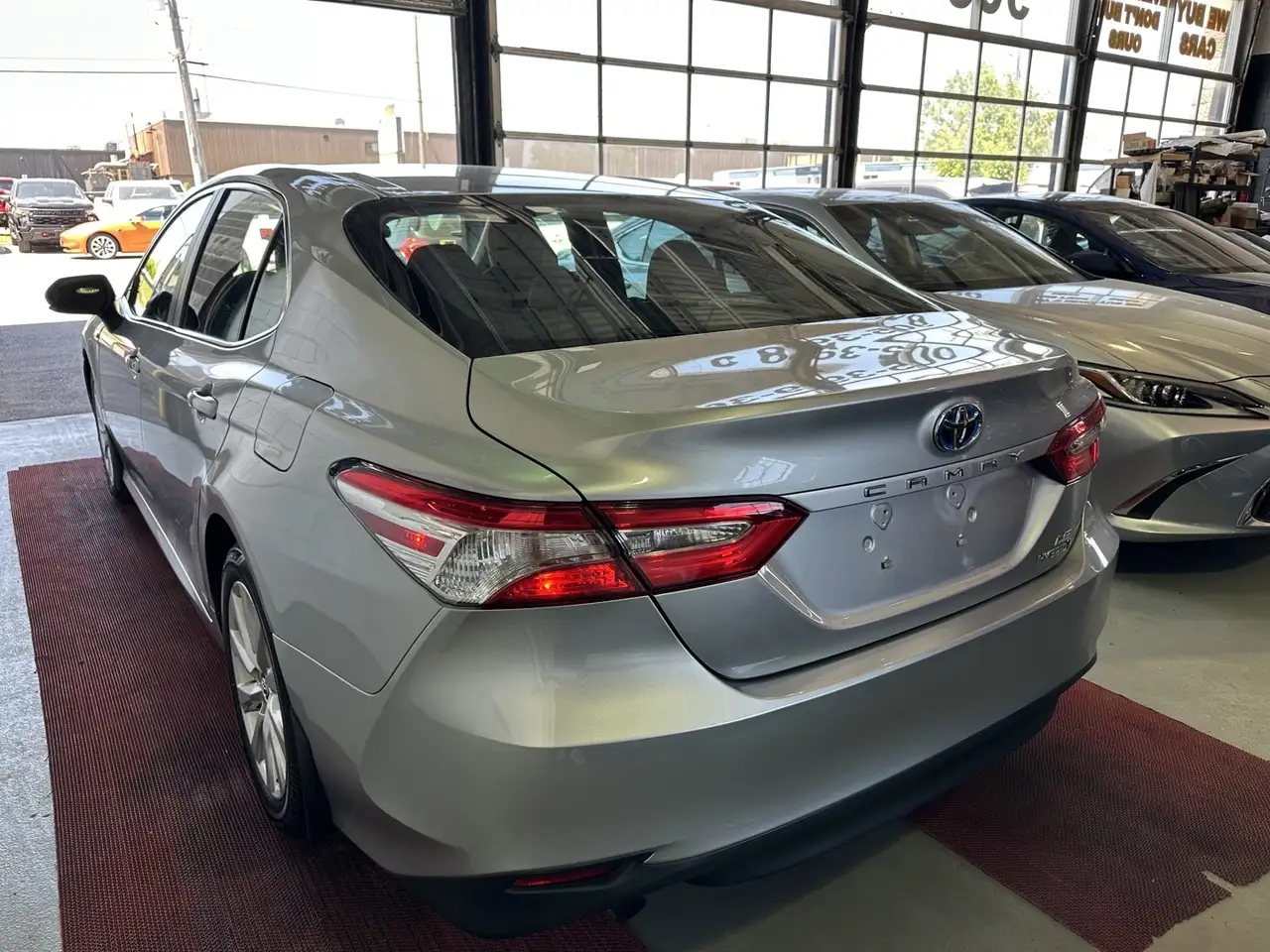 Toyota Camry снимка Toyota Camry
