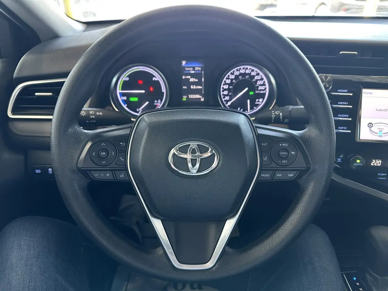 Toyota Camry снимка Toyota Camry