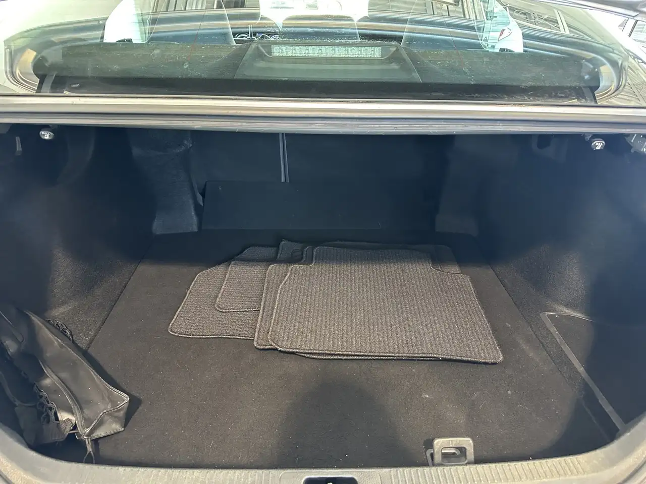 Toyota Camry снимка Toyota Camry